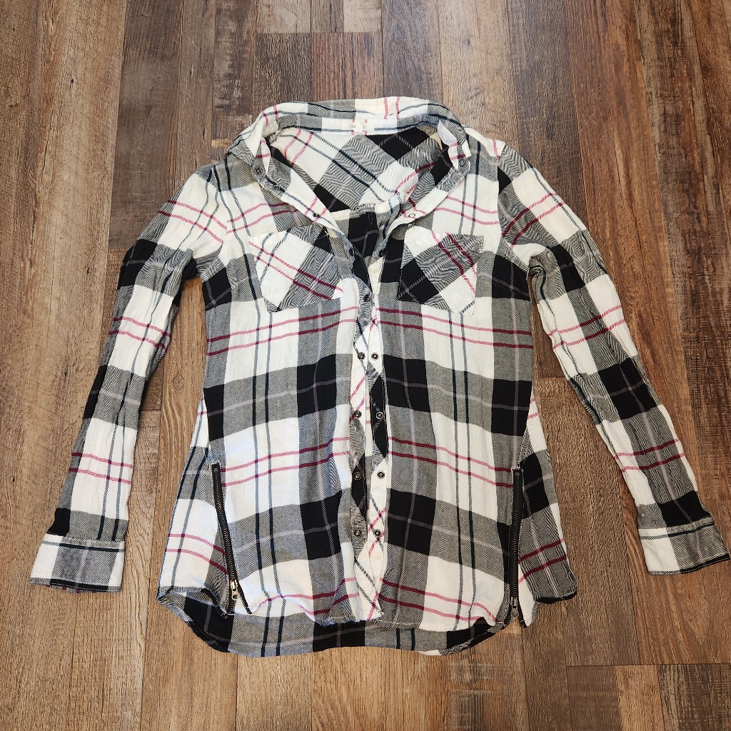 Maurices Plaid Snap Button Top